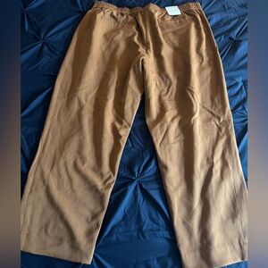 Calvin Klein Women’s Relaxed Fit Pants